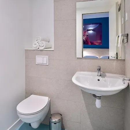 Kyriad Eco - Sud Yzeure Отель 2*