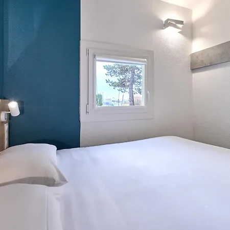 Отель Kyriad Eco - Sud Yzeure