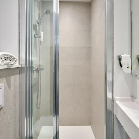 Kyriad Eco - Sud Yzeure 酒店 穆兰