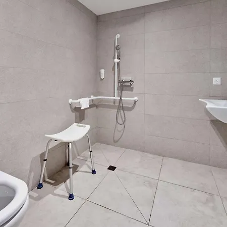 Hotel Kyriad Eco - Sud Yzeure 2*