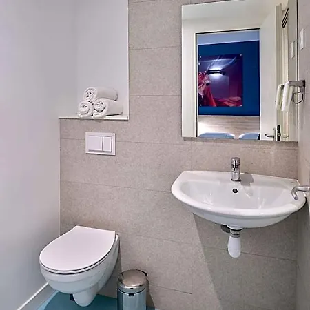 Kyriad Eco - Sud Yzeure 2* Moulins (Allier)