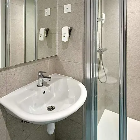 Hotel Kyriad Eco - Sud Yzeure
