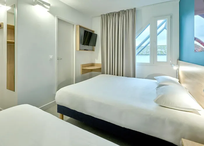 Kyriad Direct Sud - Yzeure Moulins (Allier)