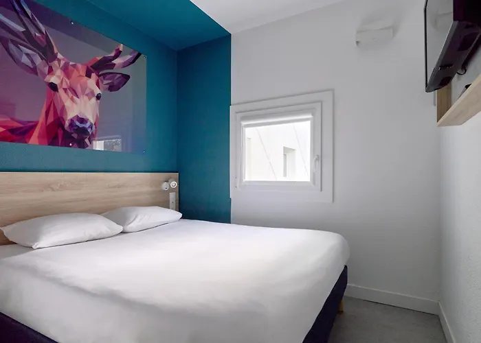 Kyriad Direct Sud - Yzeure Hotel