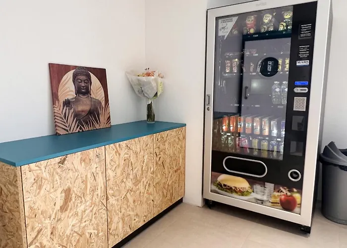 Kyriad Direct Sud - Yzeure 2*