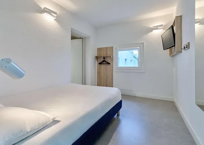 Kyriad Direct Sud - Yzeure Hotel 2*