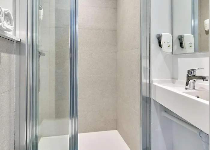 Hotel Kyriad Direct Sud - Yzeure Moulins (Allier)