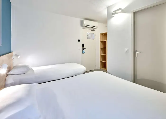 Kyriad Direct Sud - Yzeure Hotel